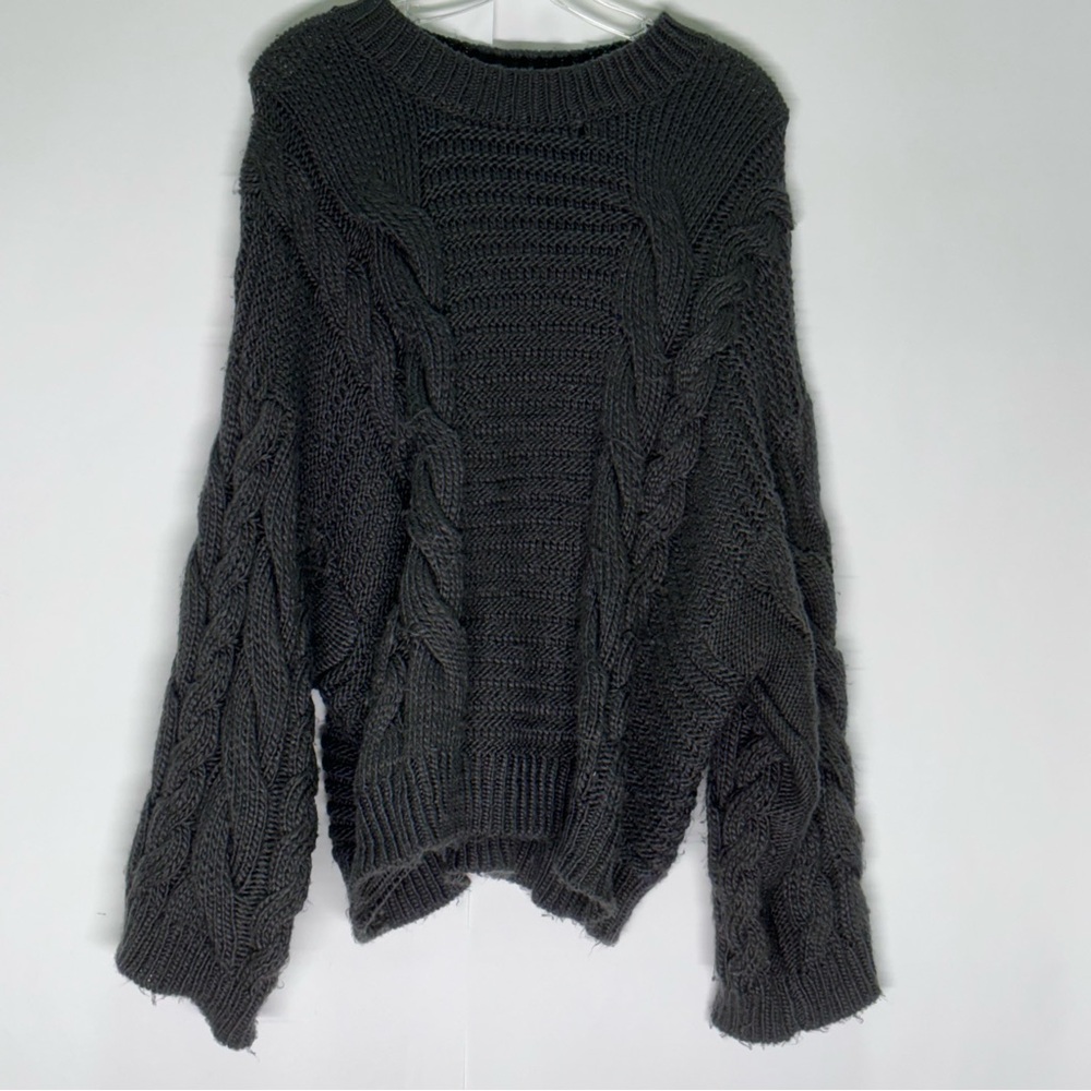 Chunky grey knit sweater